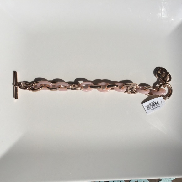 Sold Michael Kors Rose Gold&Blush Padlock Bracelet - Picture 4 of 5